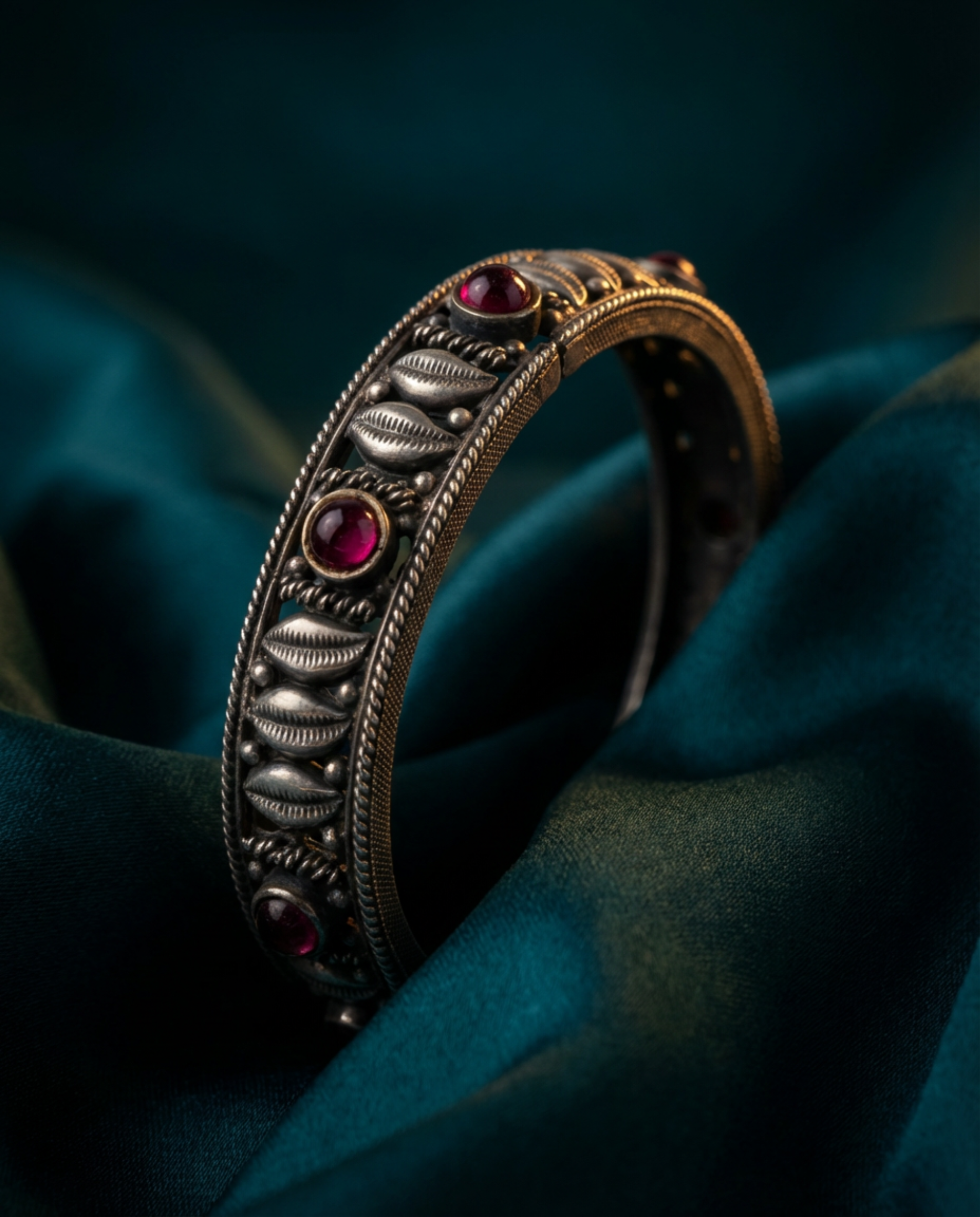 Ear Dangler with Pearl & AD Ear